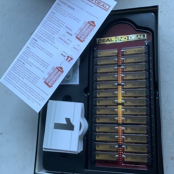 Pressman Games Deal Or No Deal Board Game 206 Pressman Tv Game Show Mystery Briefcases